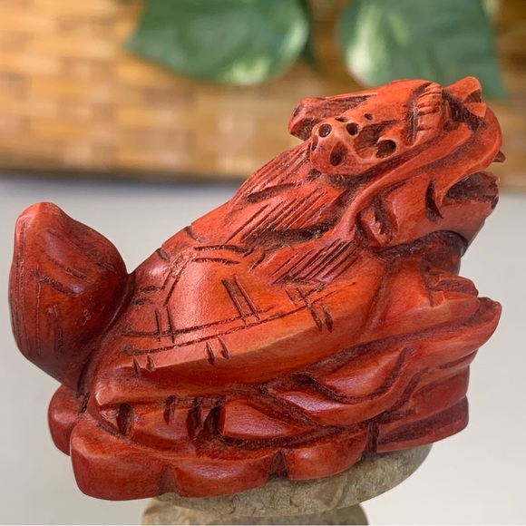 Japanese Netsuke Dragon Turtle Beast Boxwood Carving Hand Carved Red Wood Animal - Picture 11 of 14
